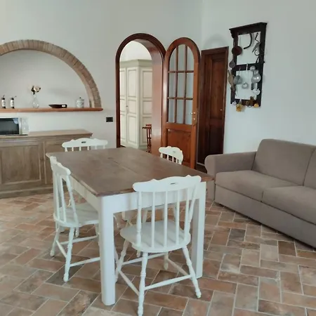Casa Madonna Farm stay